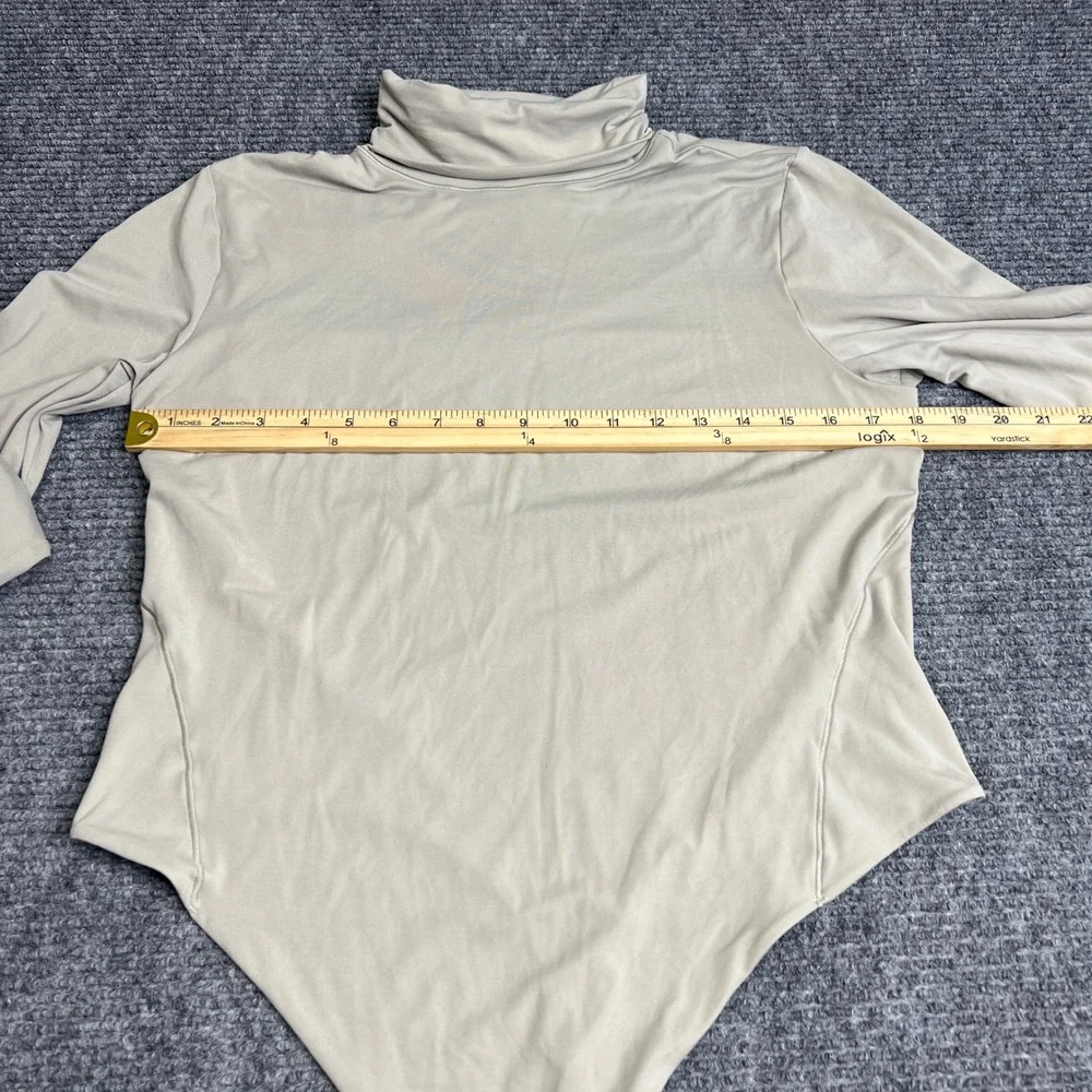 Lululemon Wundermost Ultra Soft Nulu Turtleneck Bodysuit Beige XL Long Sleeve